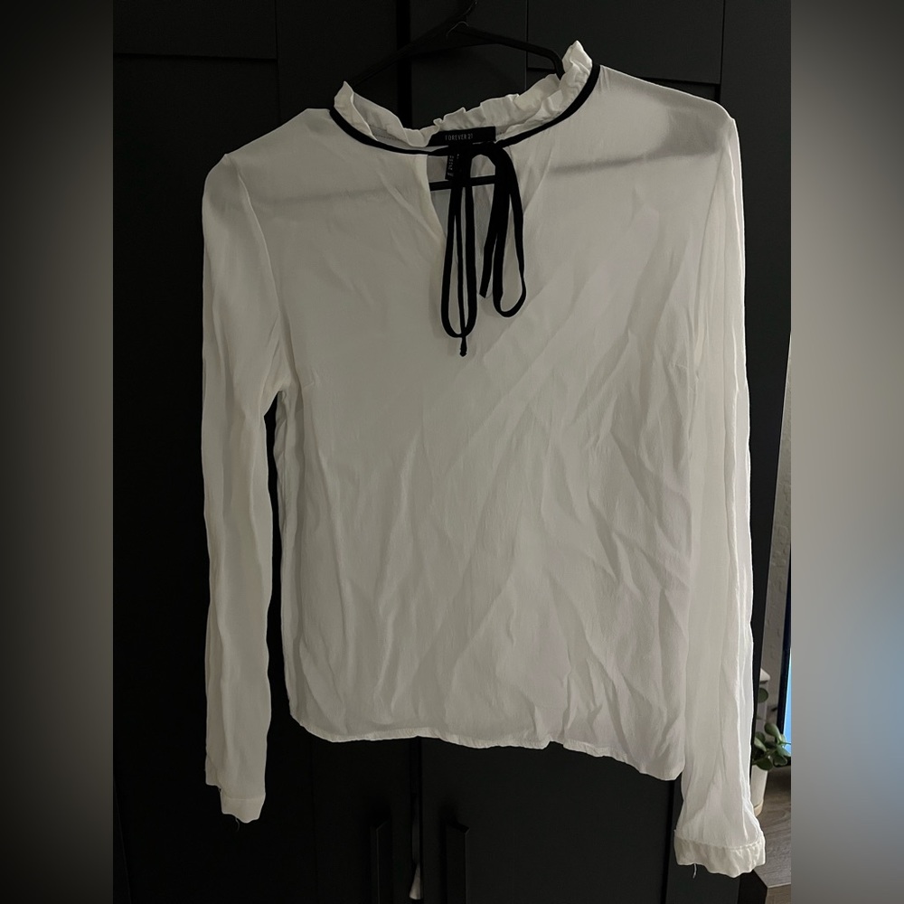 Long sleeve white top